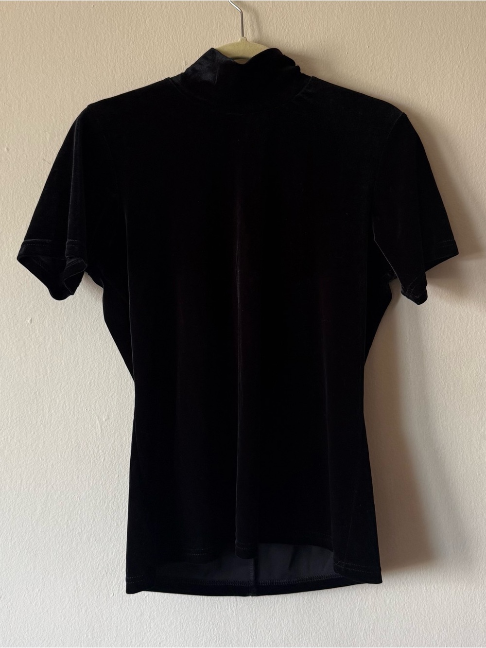 Vintage Black velvet mock neck / Turtle neck top